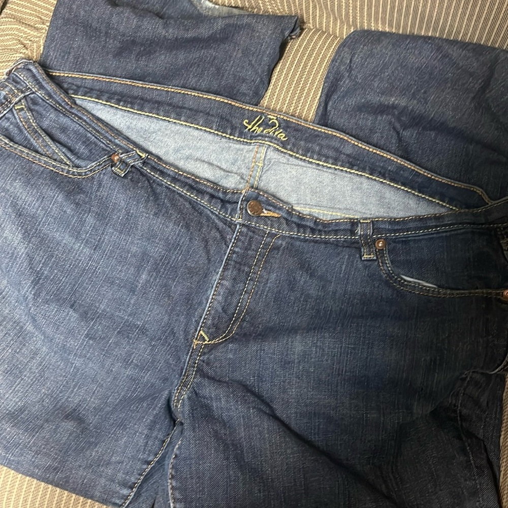 Must bundle: The Diva Jeans